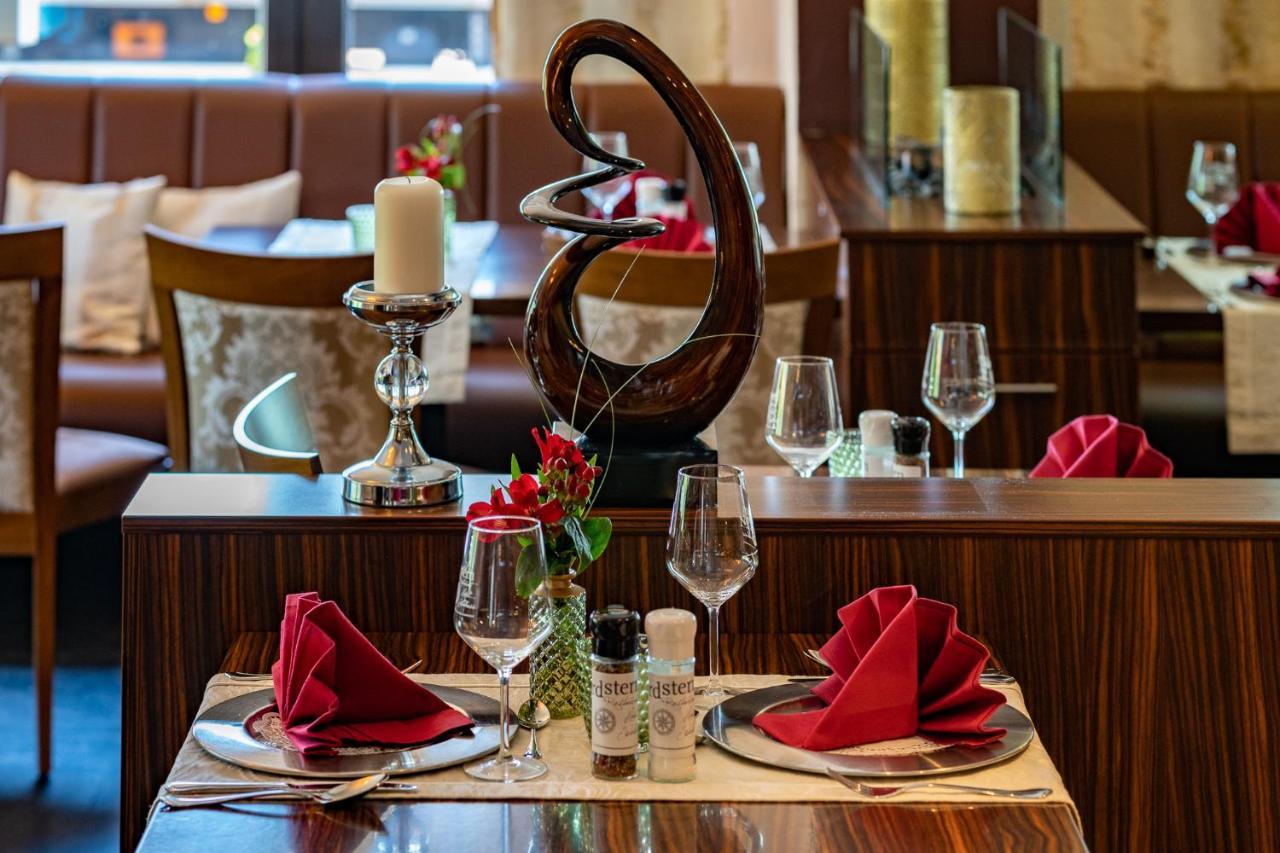 Hotel Nordstern ノイハルリンガージール エクステリア 写真